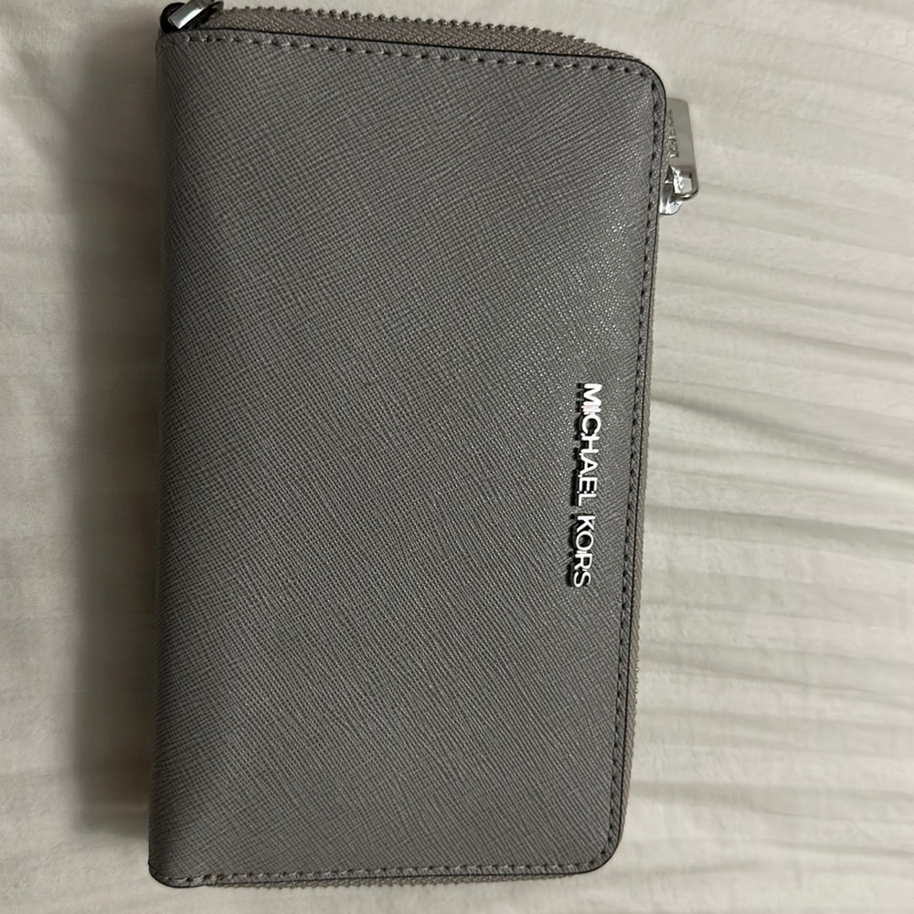 Michael Kors Jet Set Travel Large Double Zip Phone Wristlet Wallet